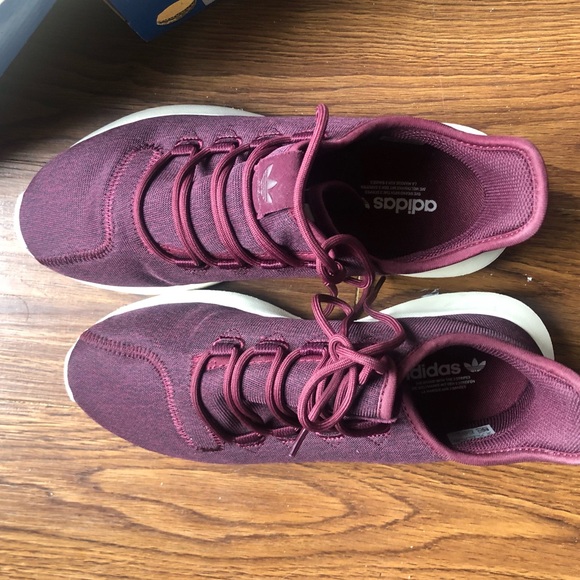 Adidas Maroon Sneakers - Picture 2 of 4